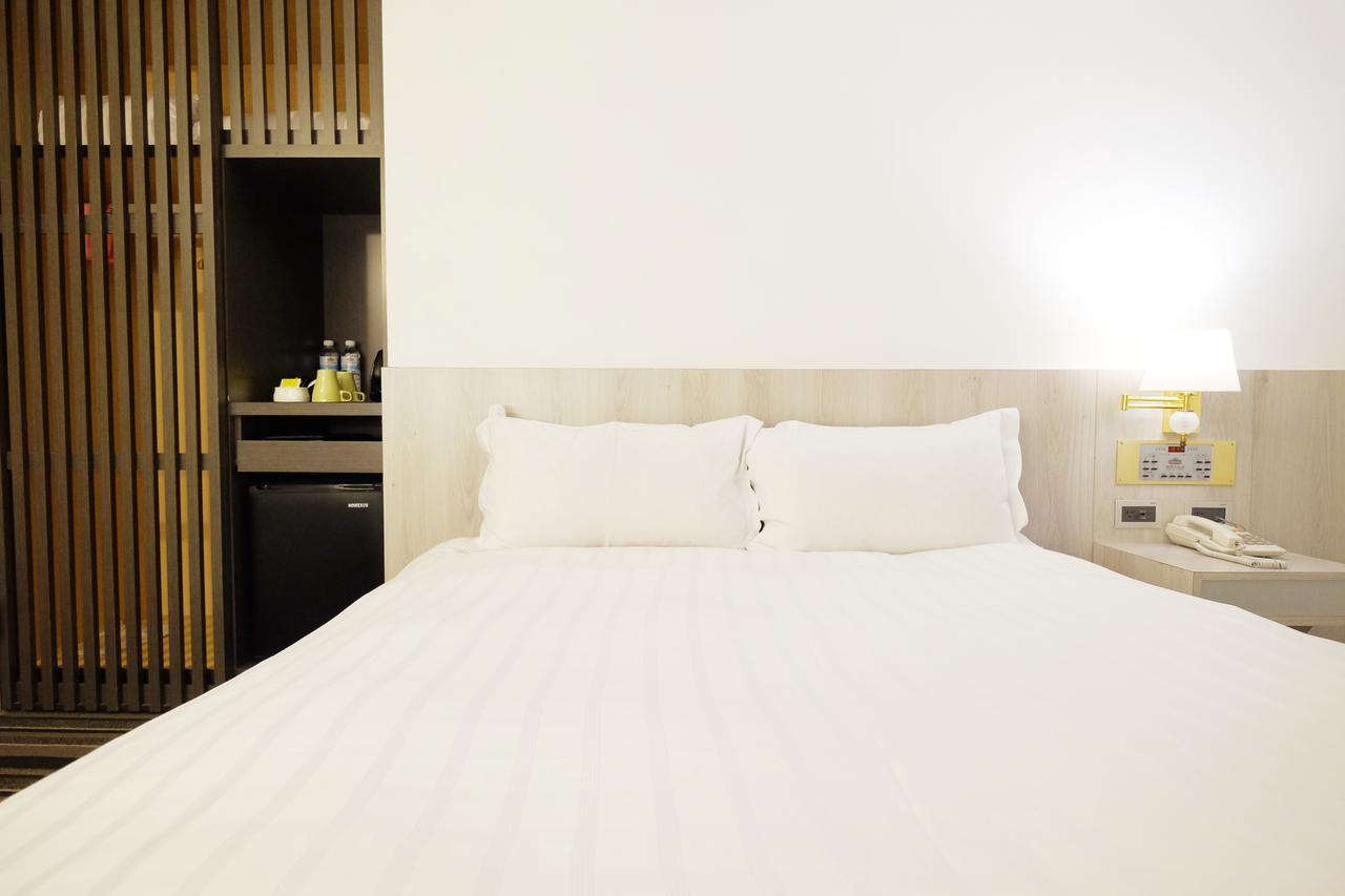 Dynasty Hotel Tainan Eksteriør bilde