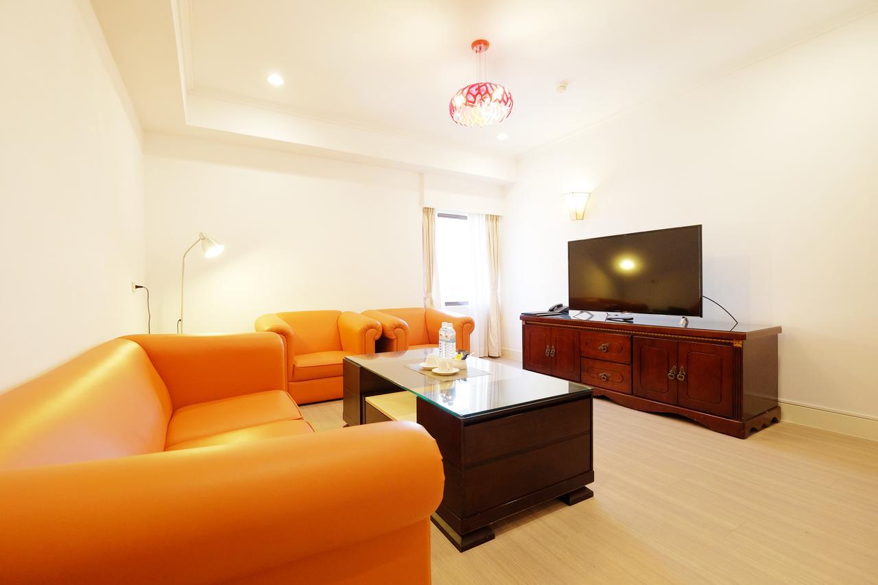 Dynasty Hotel Tainan Eksteriør bilde