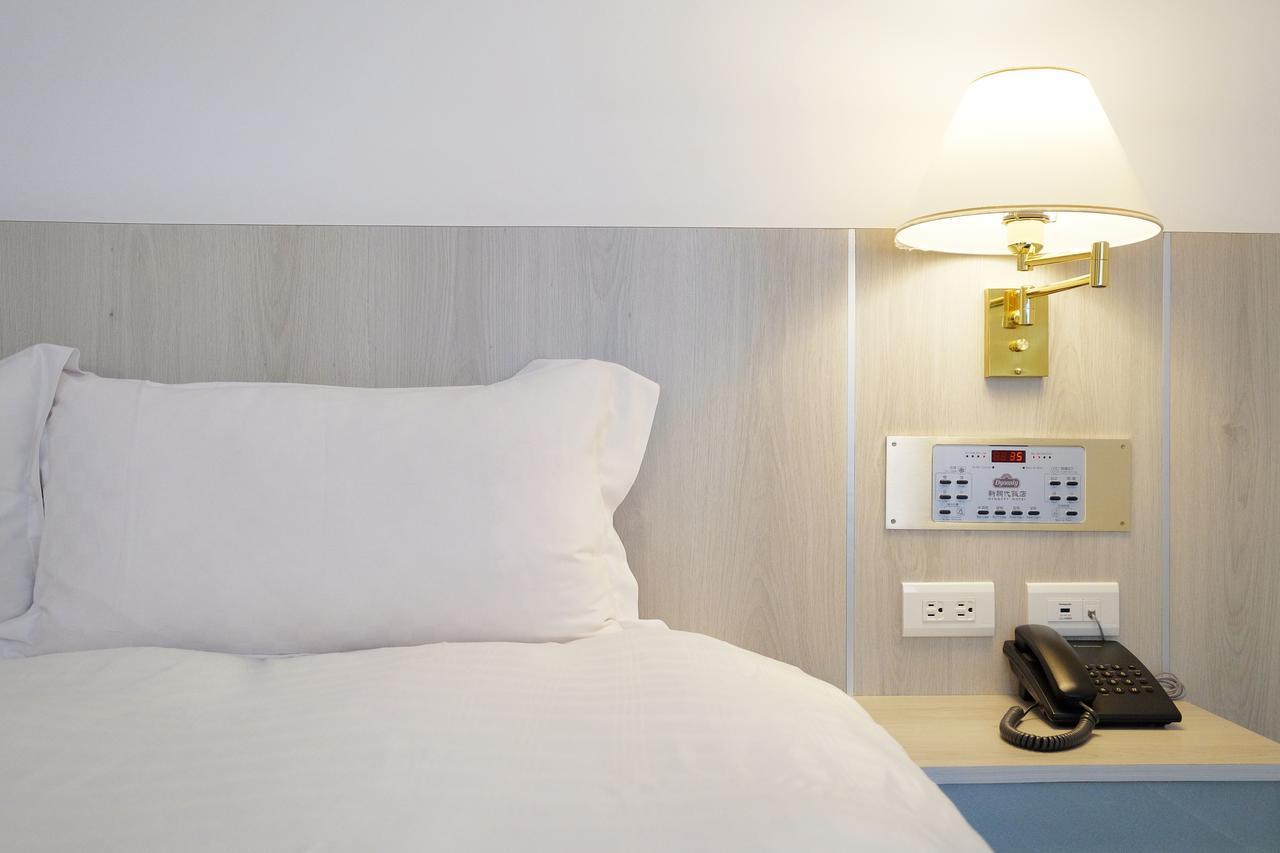 Dynasty Hotel Tainan Eksteriør bilde