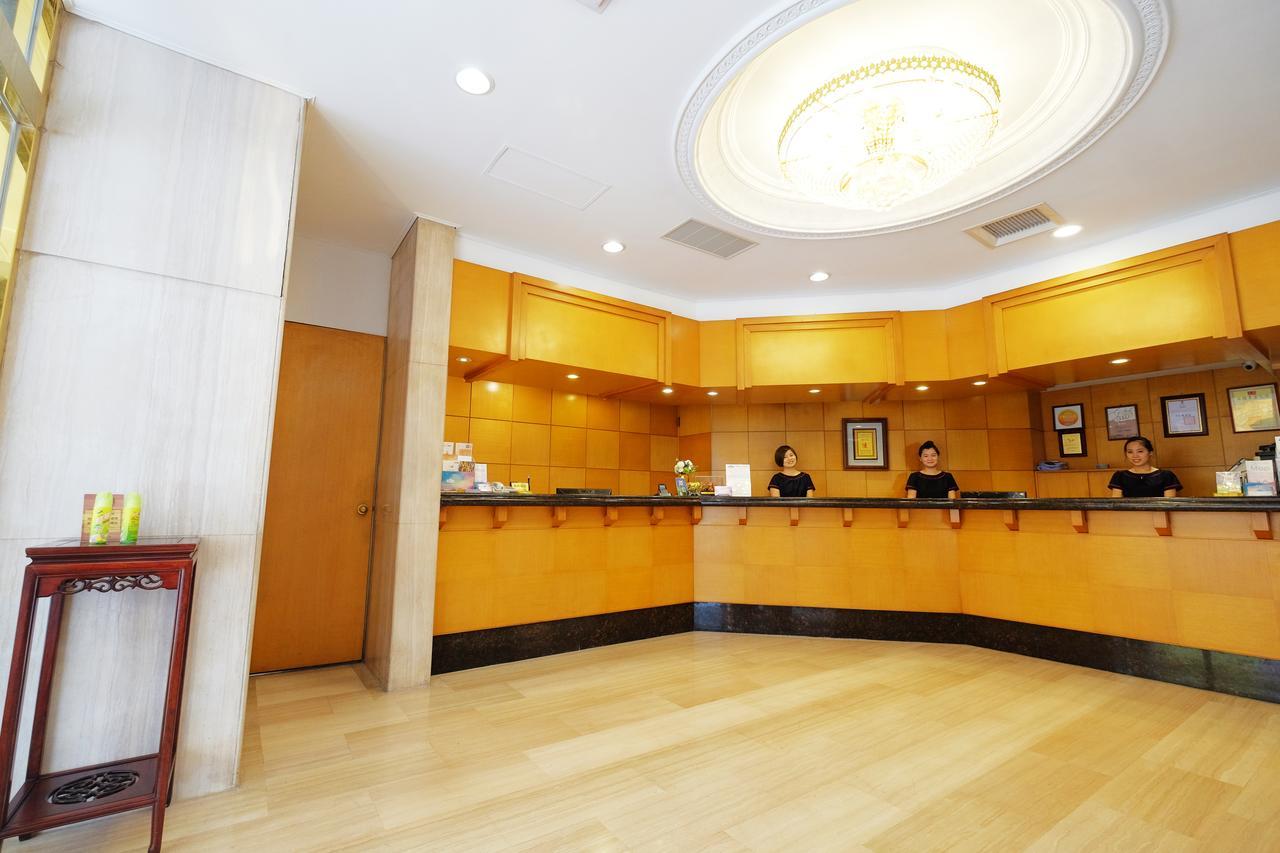 Dynasty Hotel Tainan Eksteriør bilde