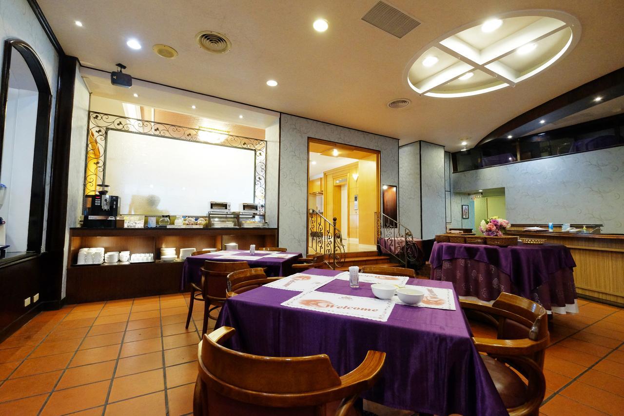 Dynasty Hotel Tainan Eksteriør bilde